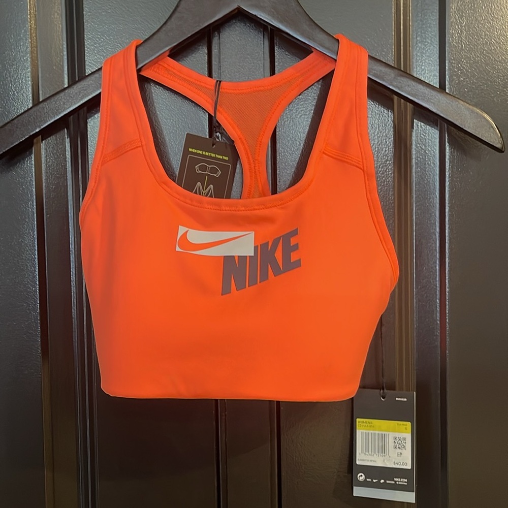 Women’s Nike Swoosh Bra, Orange, size S/P/CH